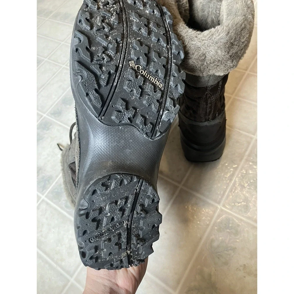 Columbia Women's Faux Fur Winter Boots 200grams Sz 9 Gray Brown Quilted Sides